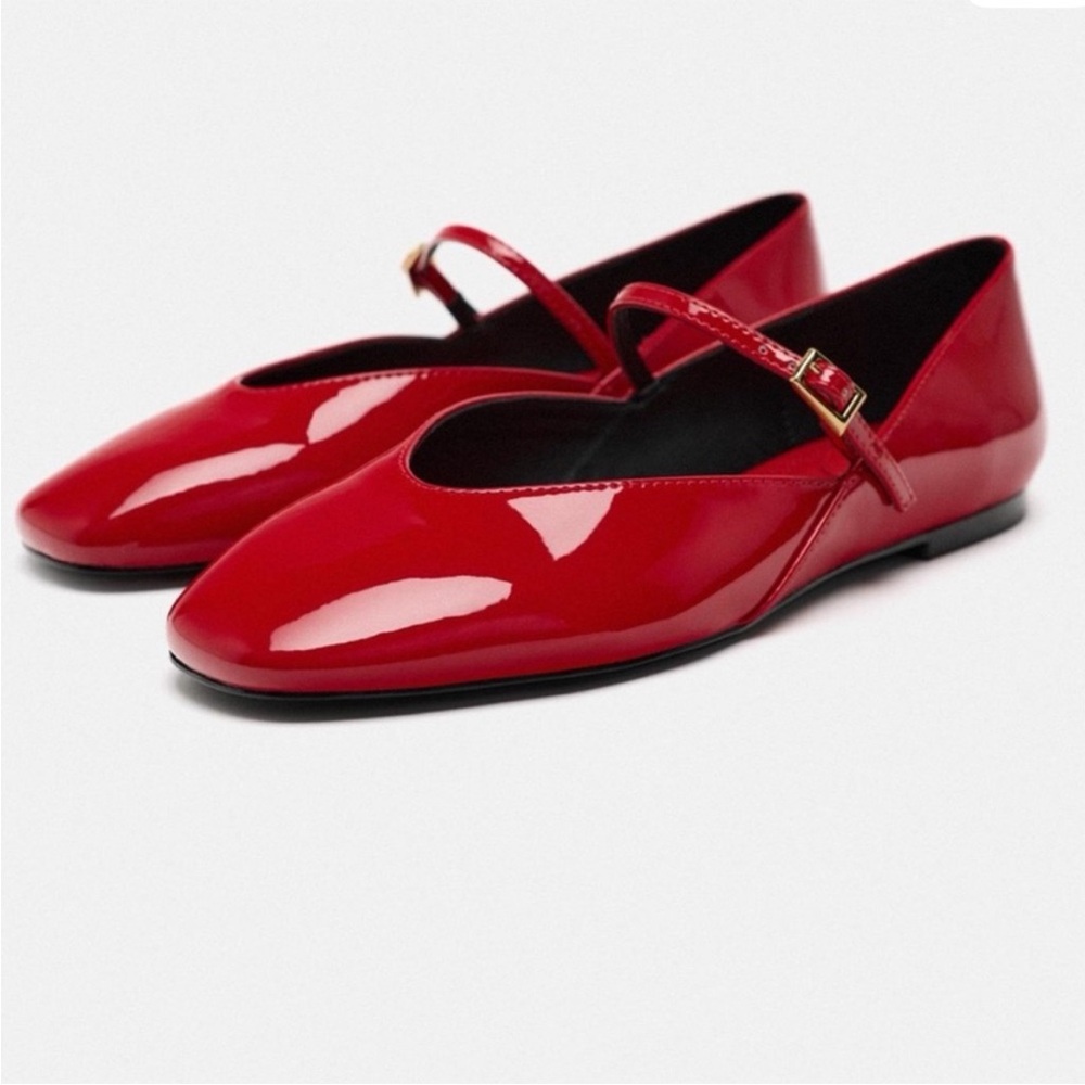 Zara‎ Glossy Red Flats - Picture 10 of 10